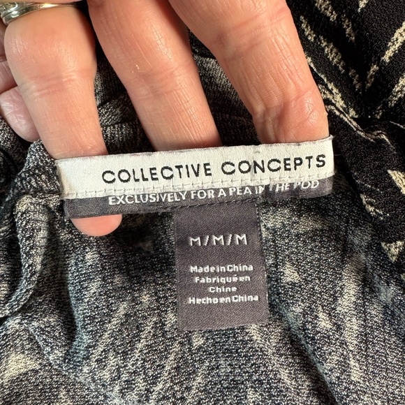 Collective Concepts Black and White Midi Wrap Dress Size Medium - Picture 7 of 8